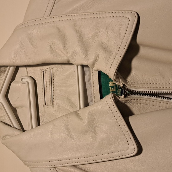 Pure Leather Size XL Men's cream Color jacket NBW Mint condition fall or winter - Picture 7 of 10